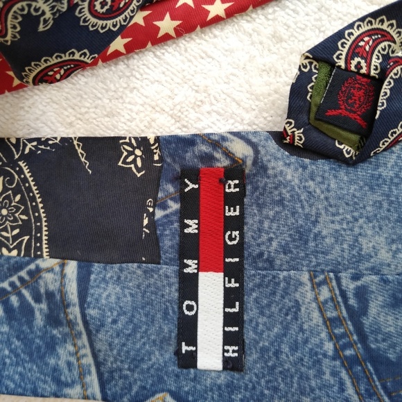 Men's Vintage Tommy Hilfiger Silk Tie - Picture 8 of 8